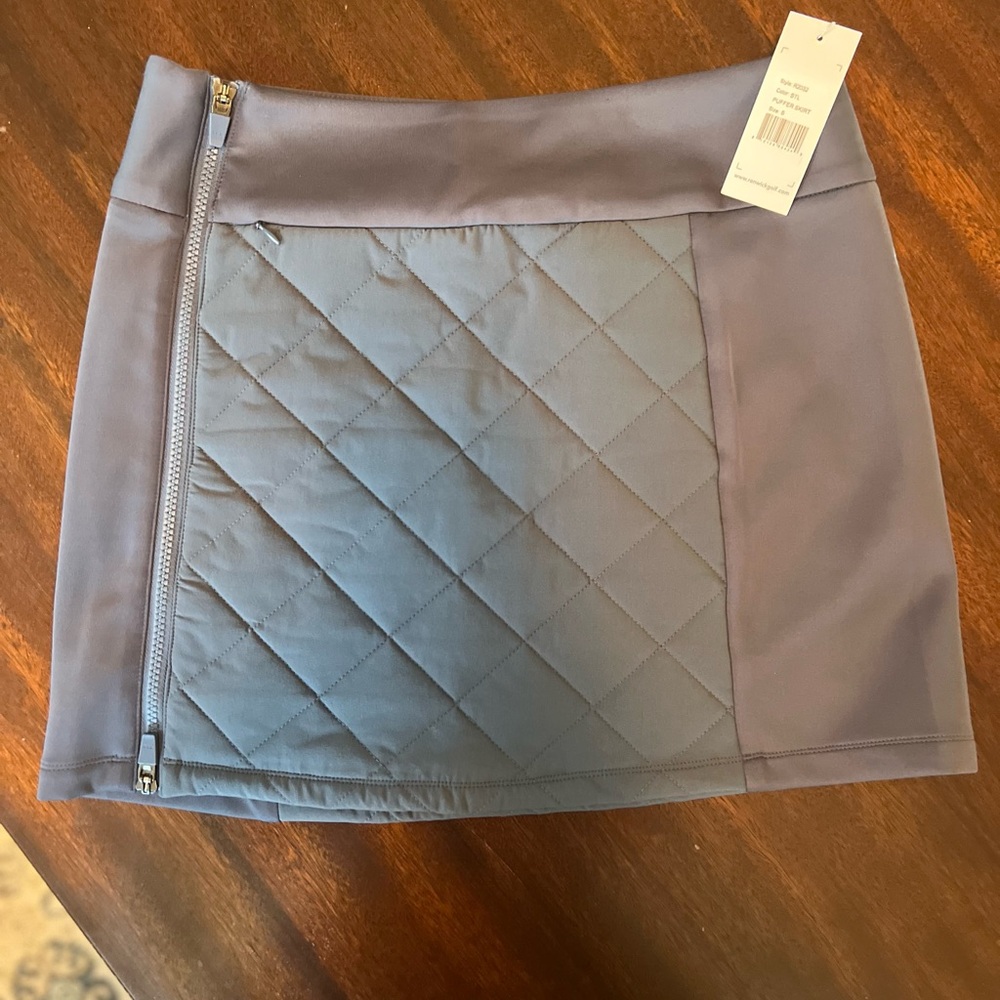 Renwick golf puffer skirt. Nwts sz sm
